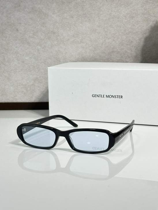 Picture of Gentle Monster Sunglasses _SKUfw77797156fw